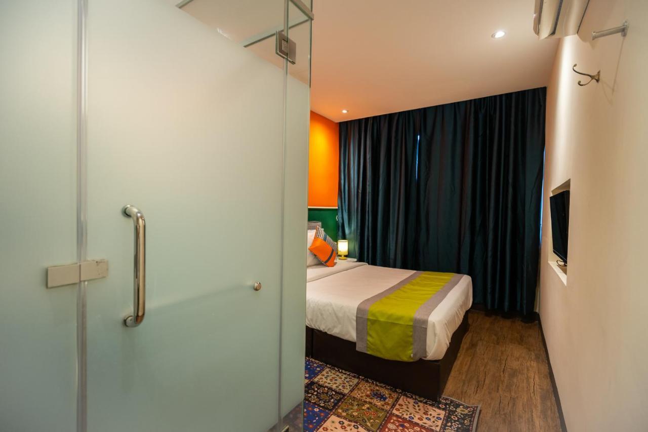 Link Hotel George Town Zewnętrze zdjęcie